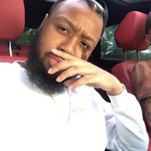 Meet your Posher, Javier